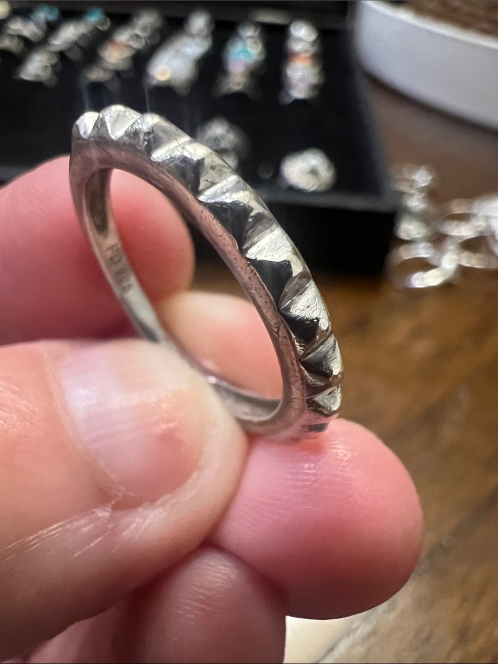 Sterling Silver Textured Spike Band Ring - Size 6.5